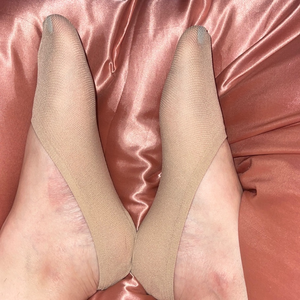 Nude socks